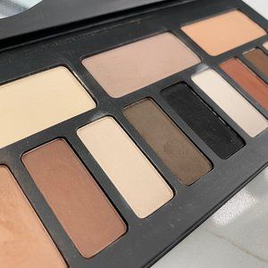Kat Von D Makeup - Kat Von D "Shade and Light" Eye Contour Palette Kat Von D Makeup - Kat Von D "Shade and Light" Eye Contour Palette